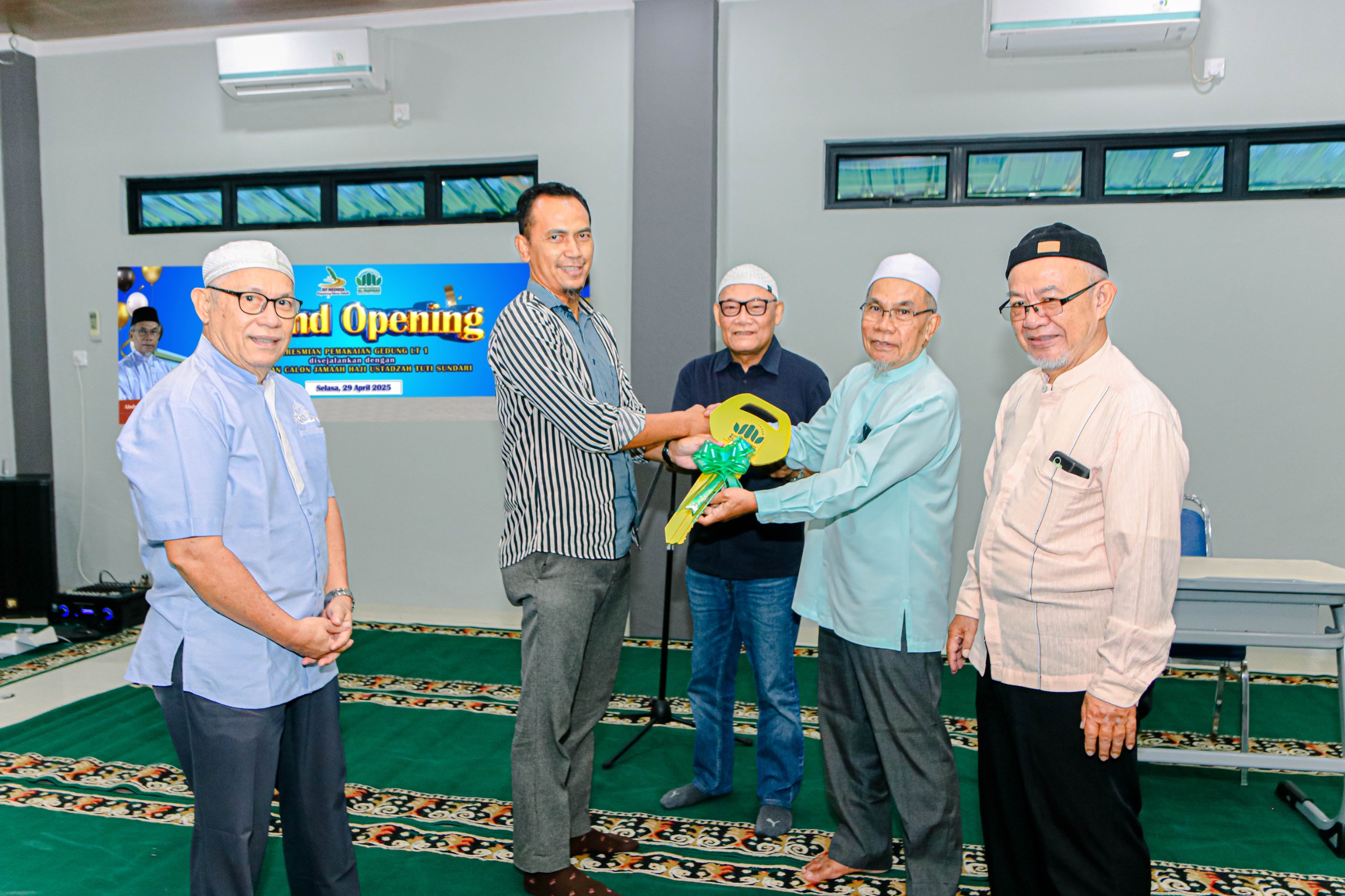 peresmian_gedung